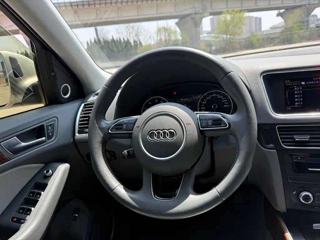 Audi Q5 2015 — фото 10