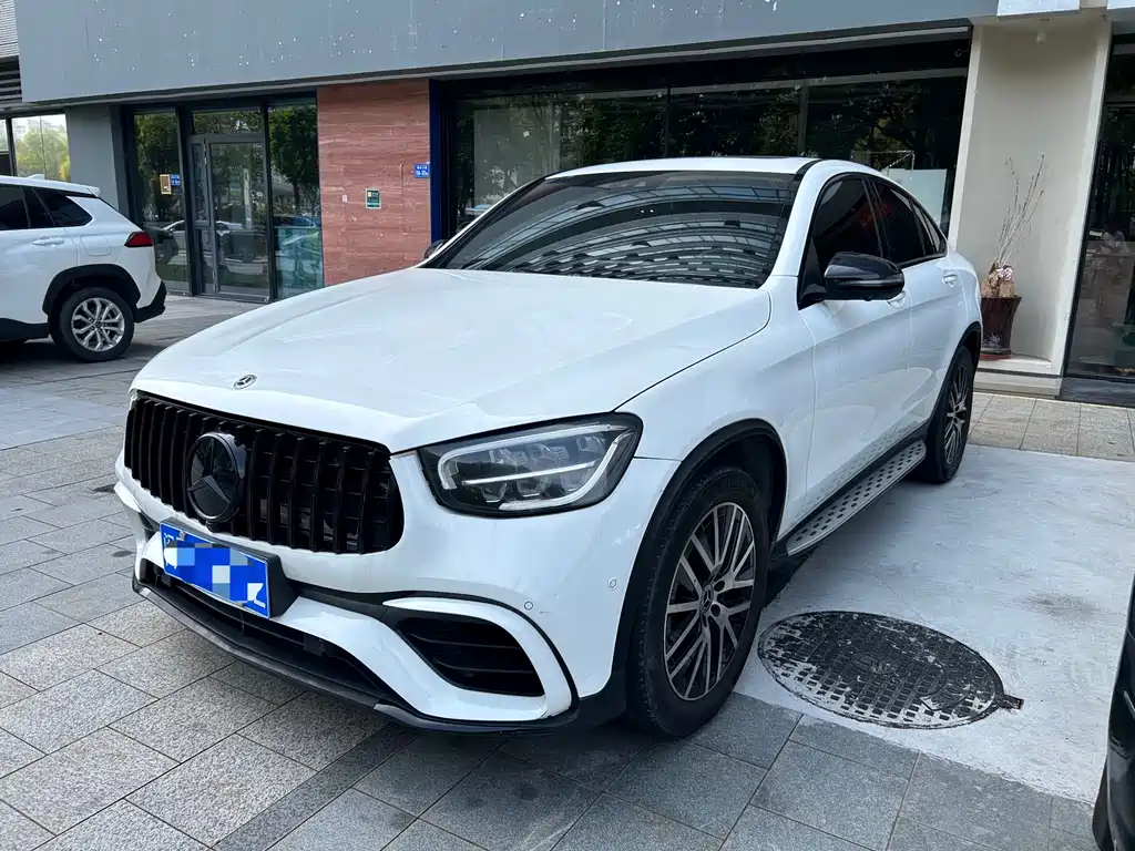 Mercedes-Benz GLC Coupe 2023 — фото 1