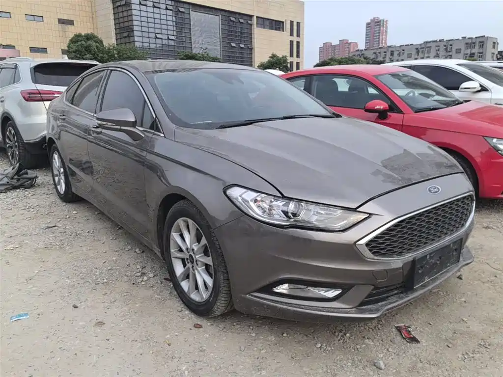 Ford Mondeo 2017 — фото 4