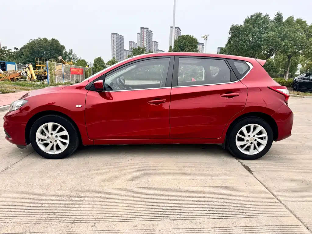 Nissan Tiida 2019 — фото 4