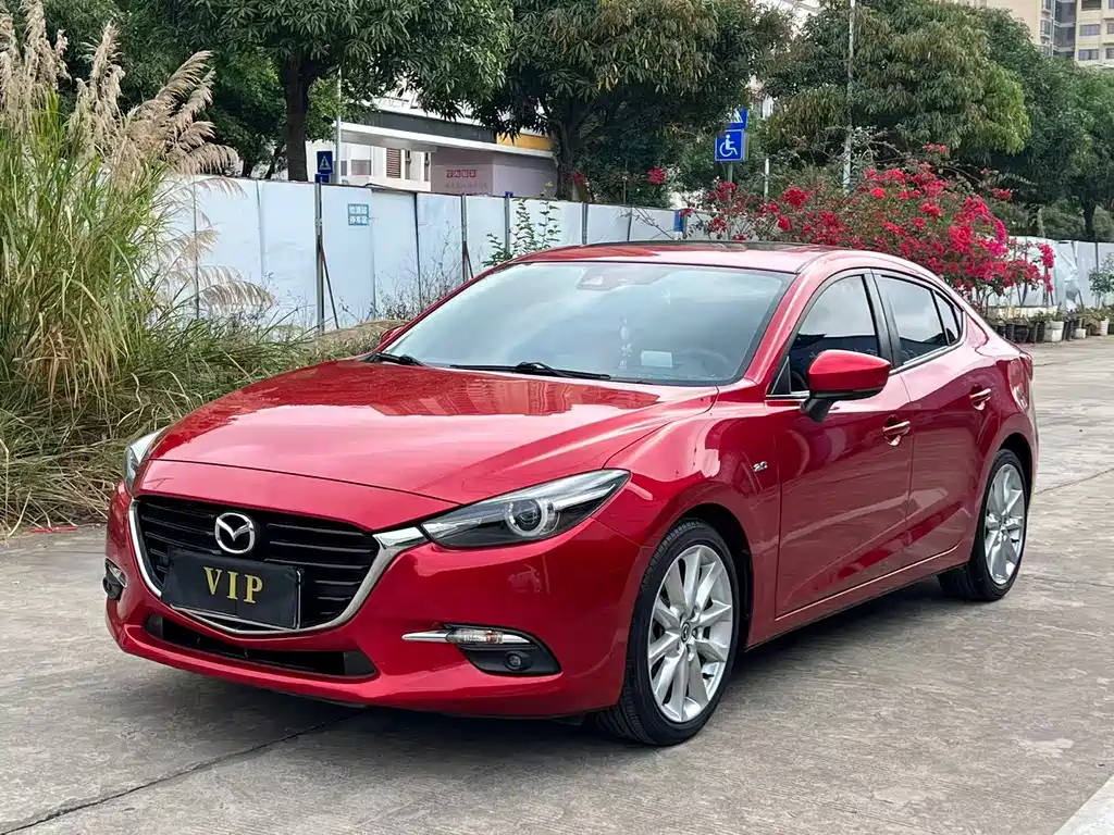 Mazda 3 Axela 2018 — фото 1