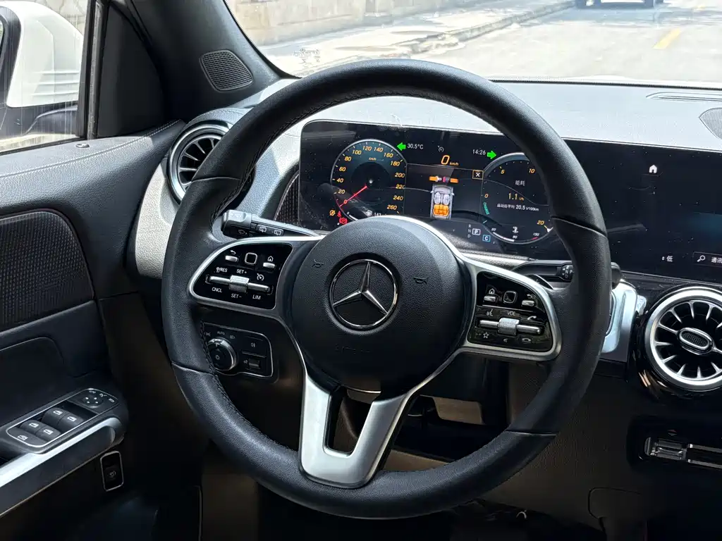 Mercedes-Benz GLB 2021 — фото 10
