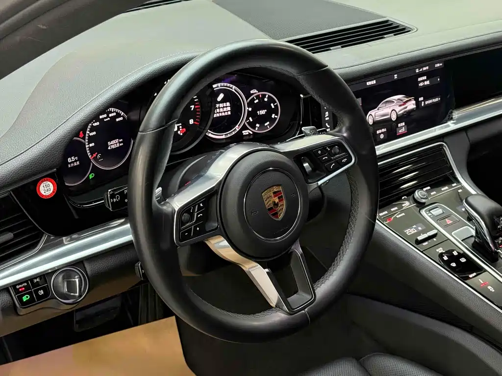 Porsche Panamera 2019 — фото 12