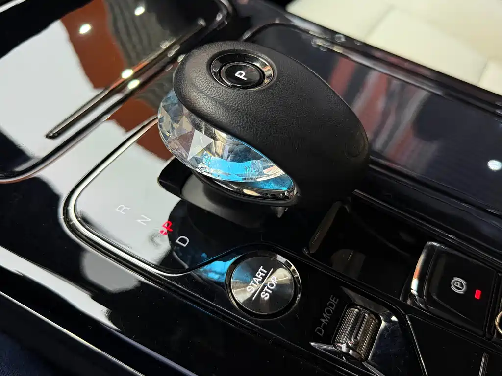 GAC Motor Trumpchi M8 2023 — фото 16
