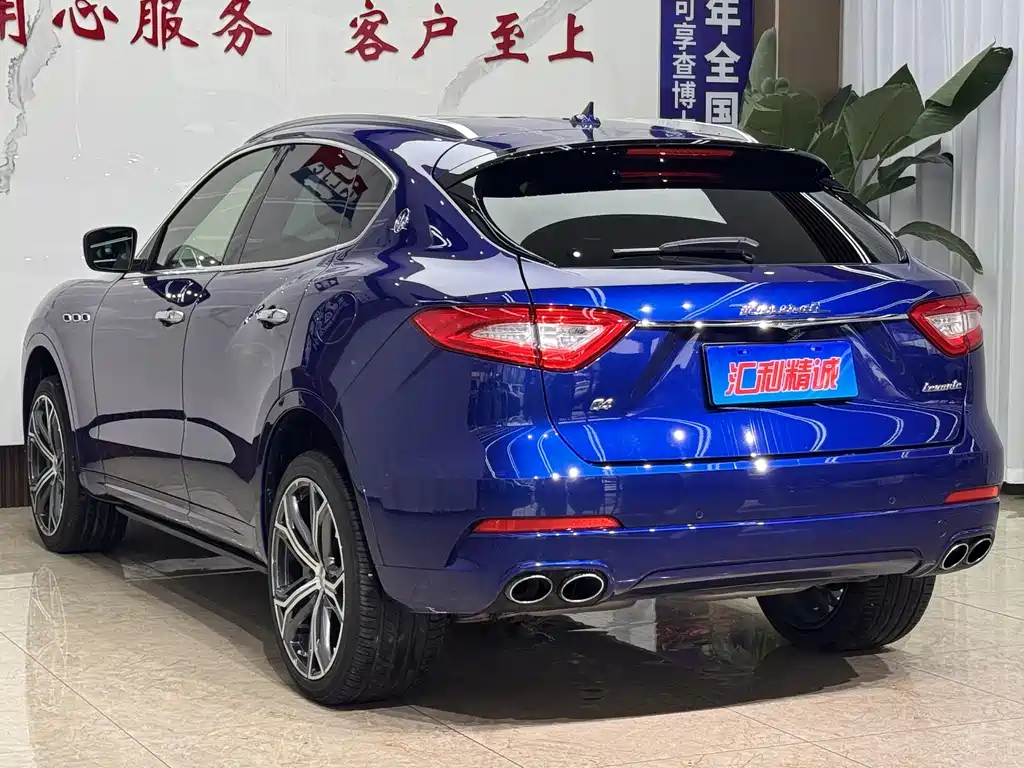 Maserati Levante 2019 — фото 22