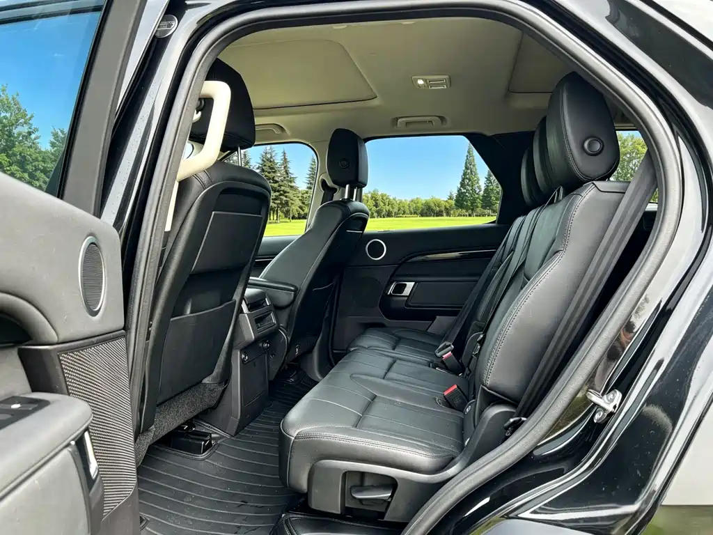 Land Rover Discovery 2018 — фото 5