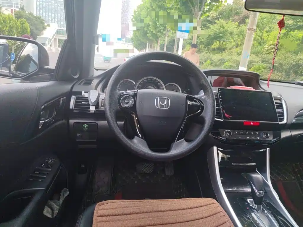 Honda Accord 2018 — фото 3