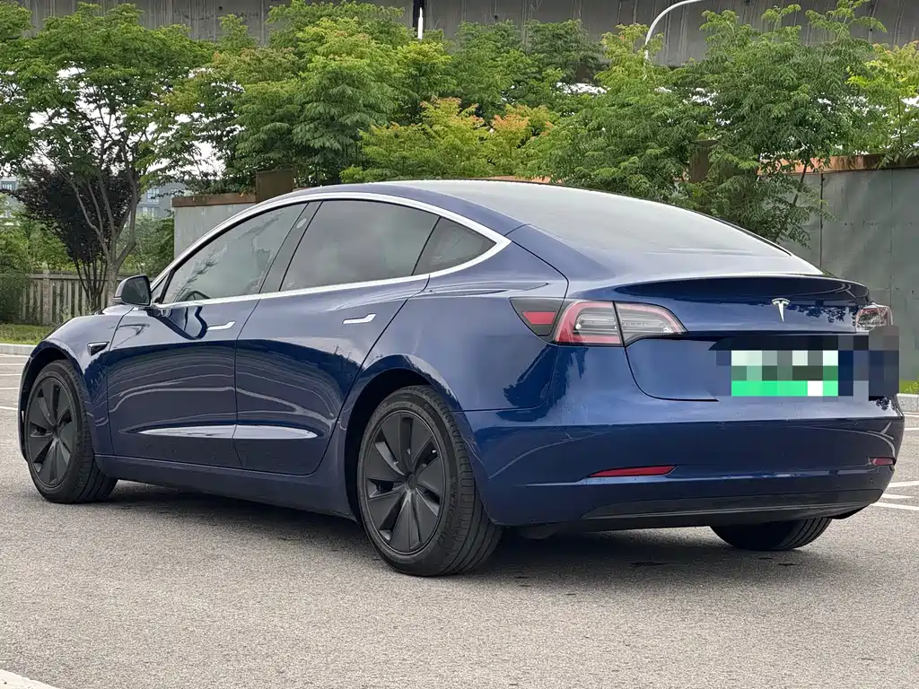 Tesla Model 3 2021 — фото 7