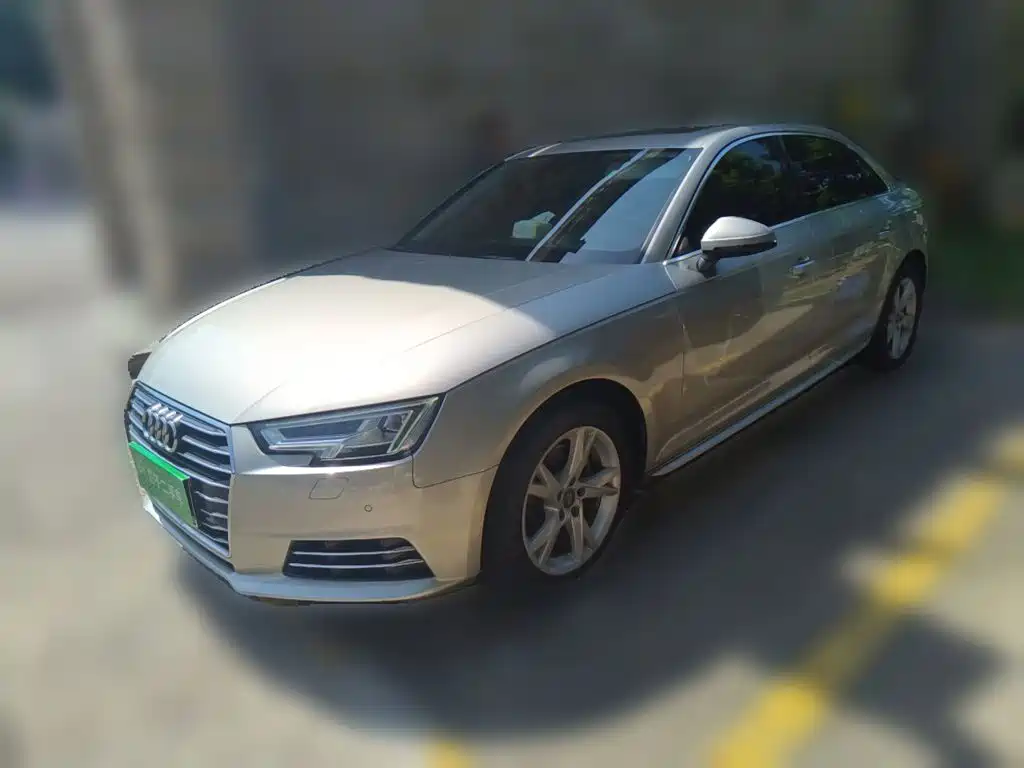 Audi A4L 2018