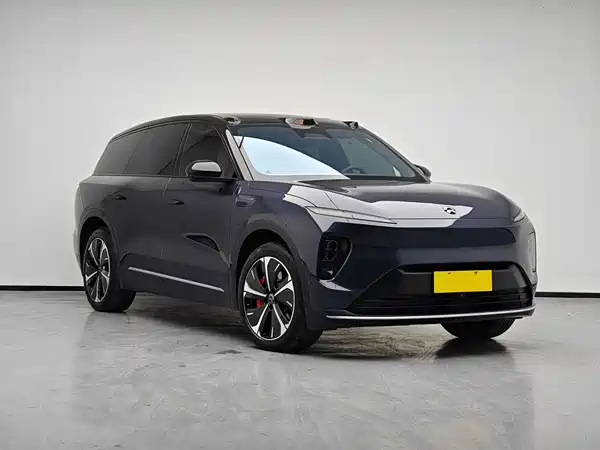 NIO ES8 2023