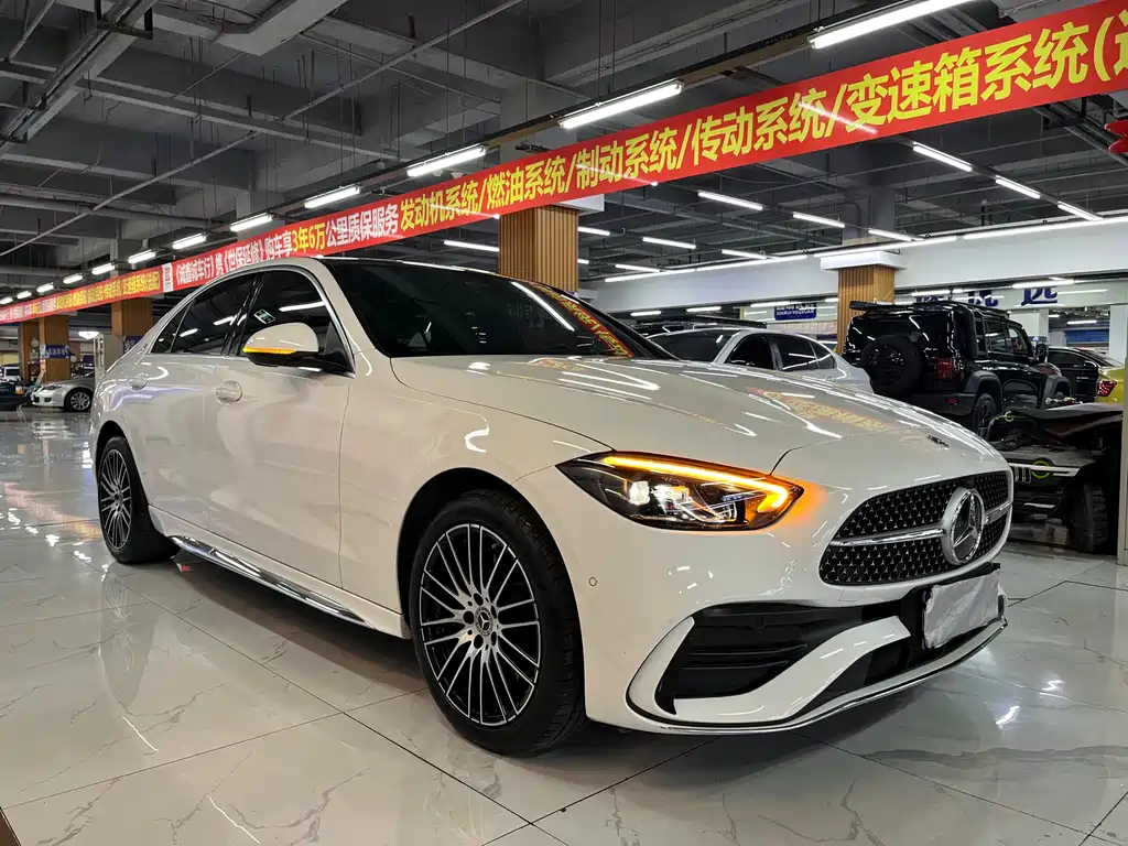 Mercedes-Benz C-Class 2023 — фото 6