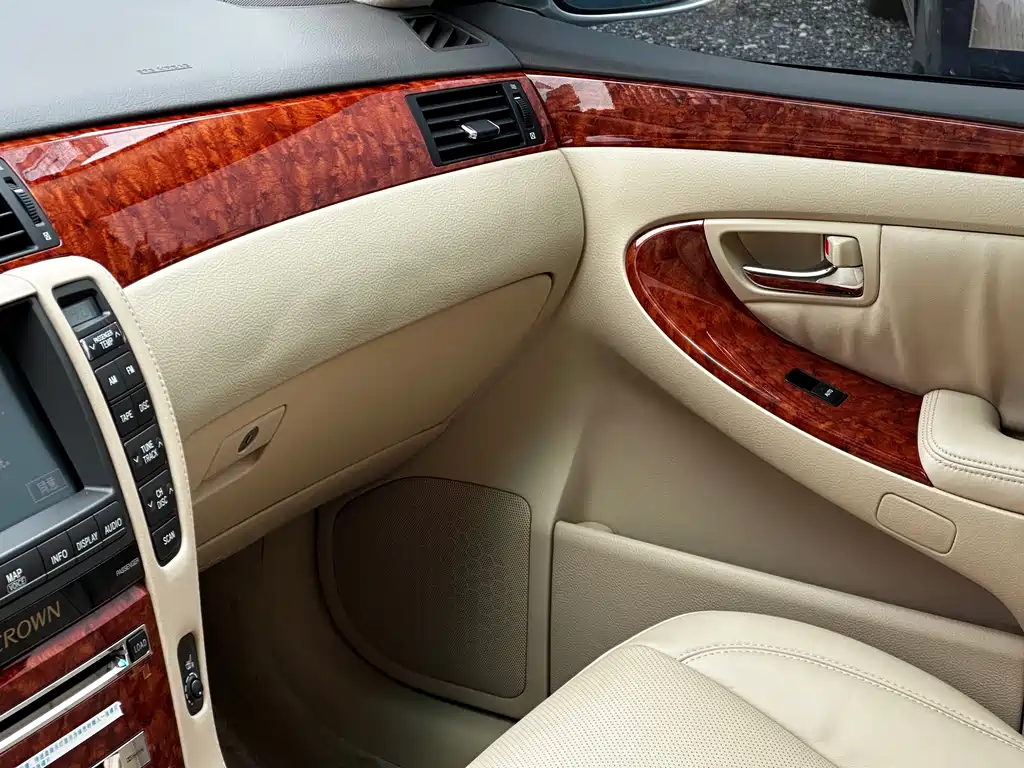 Toyota Crown 2008 — фото 15