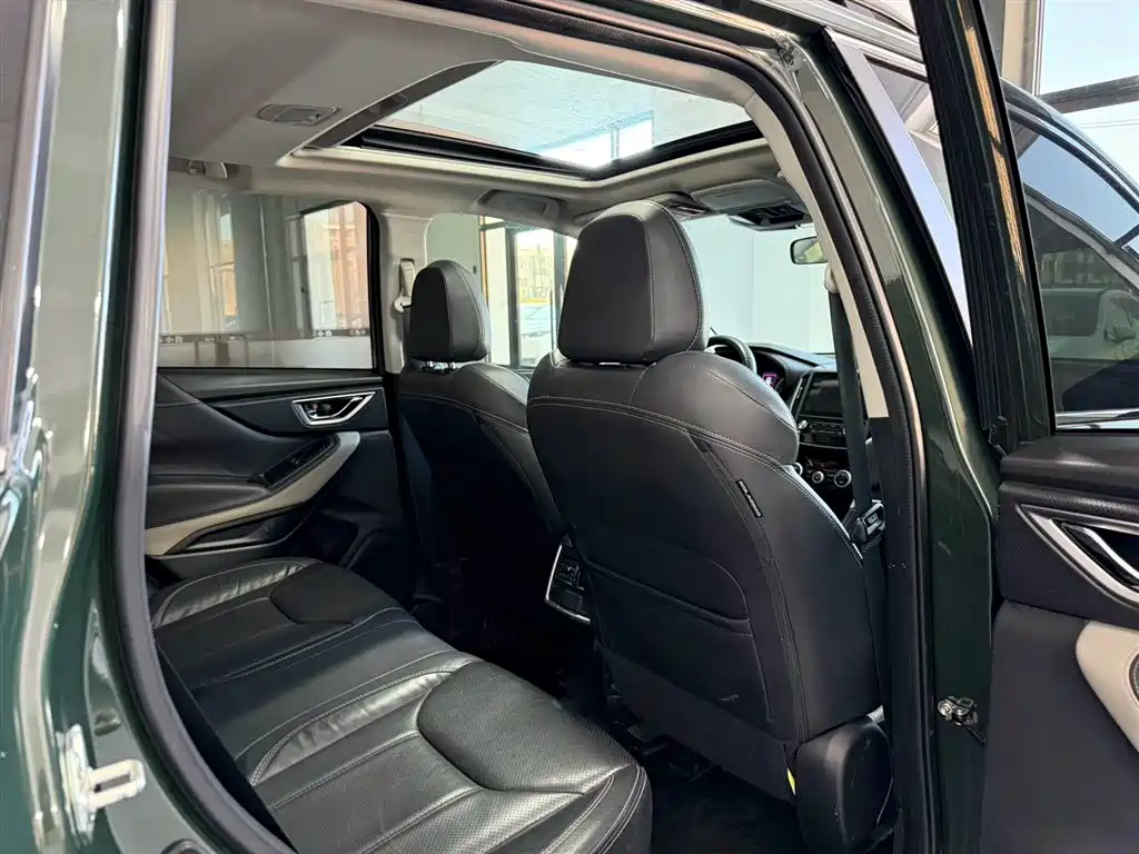 Subaru Forester 2022 — фото 14