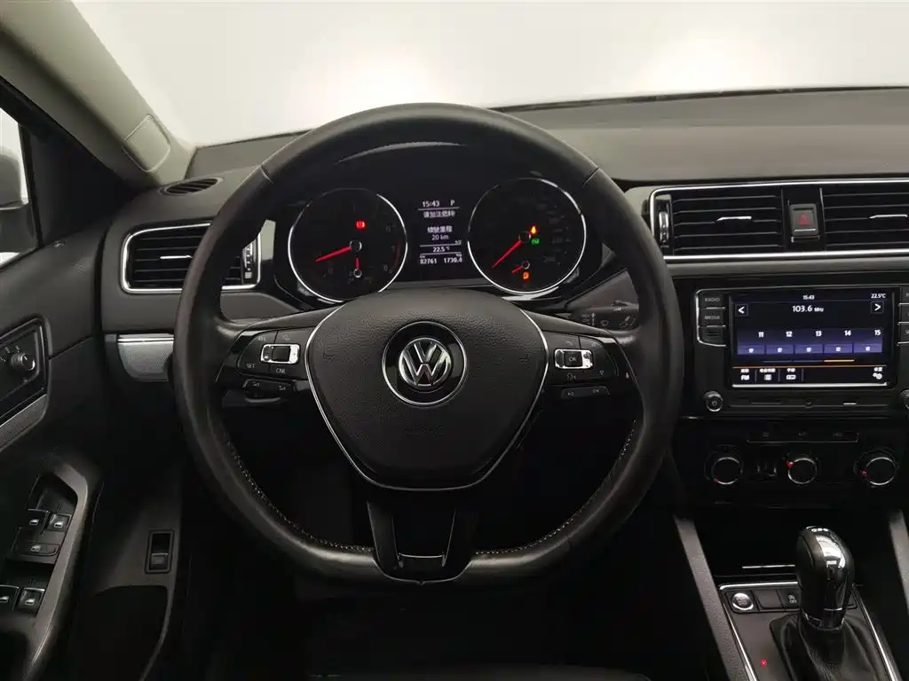 Volkswagen Sagitar 2018 — фото 11