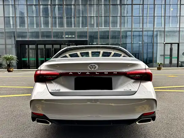 Toyota Avalon 2019