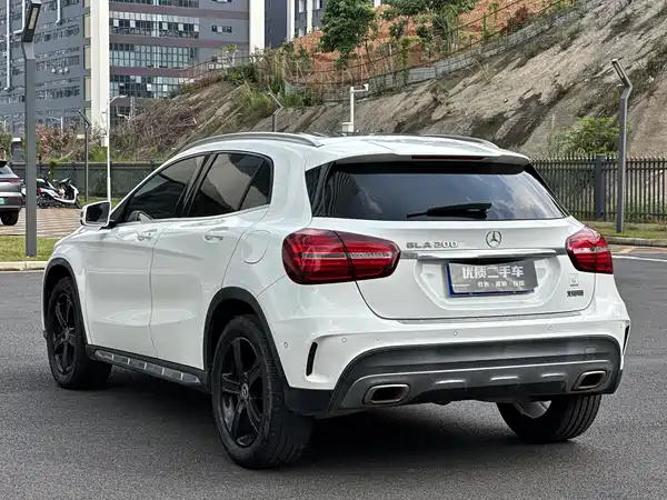 Mercedes-Benz GLA 2019