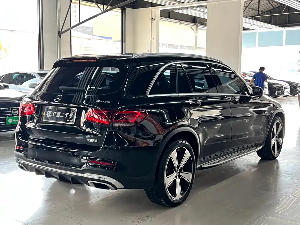 Mercedes-Benz GLC 2023 — фото 4