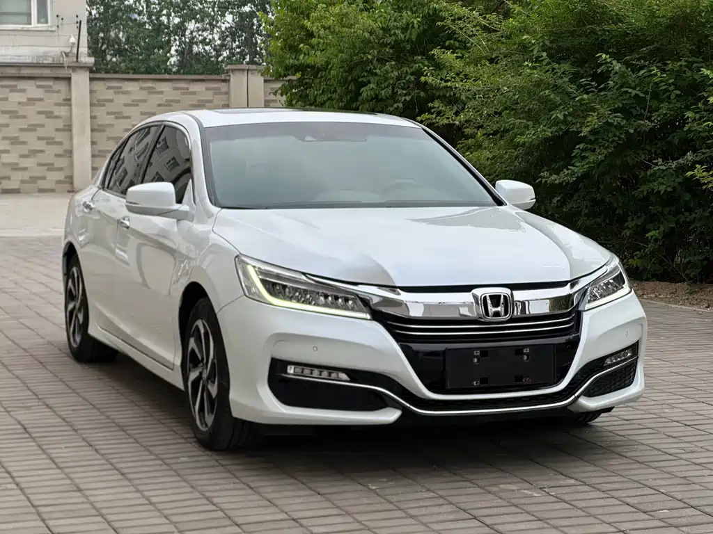 Honda Accord 2016 — фото 3