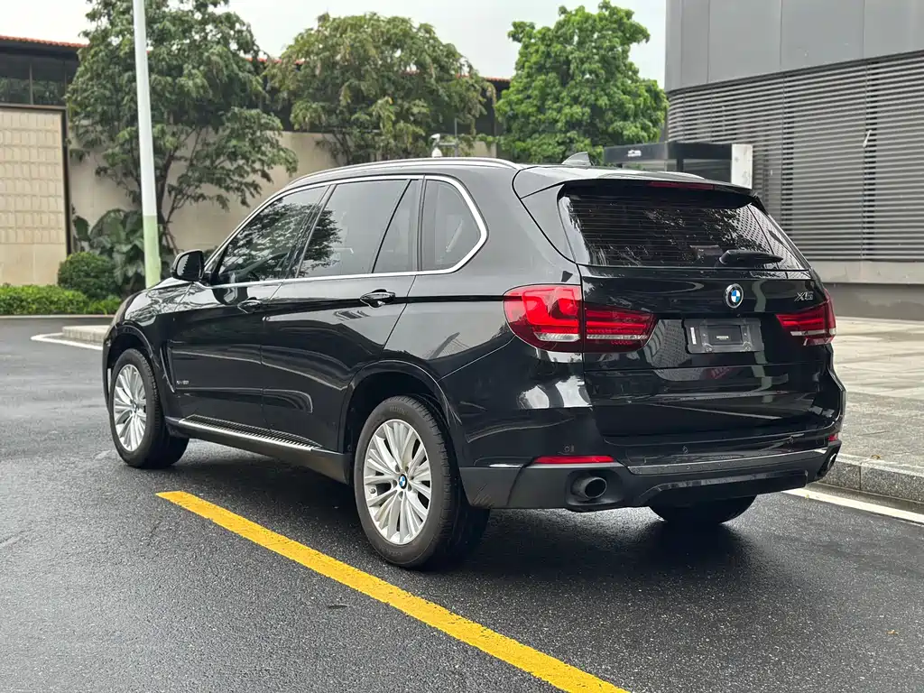 BMW X5 2017 — фото 8
