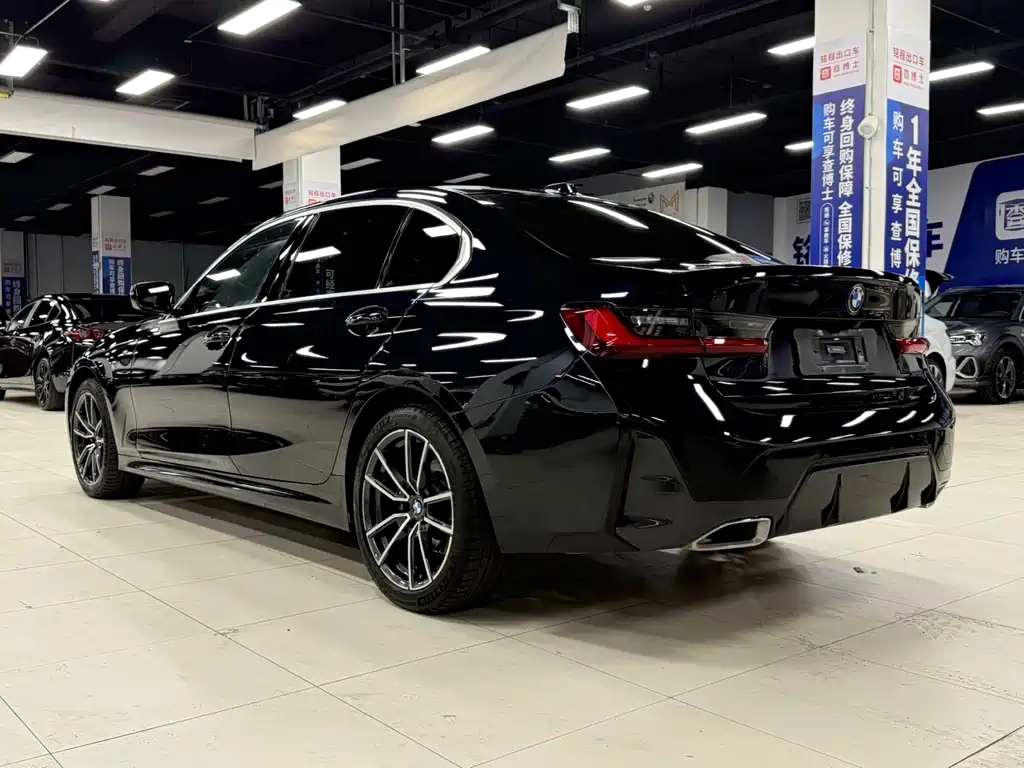 BMW 3 Series 2023