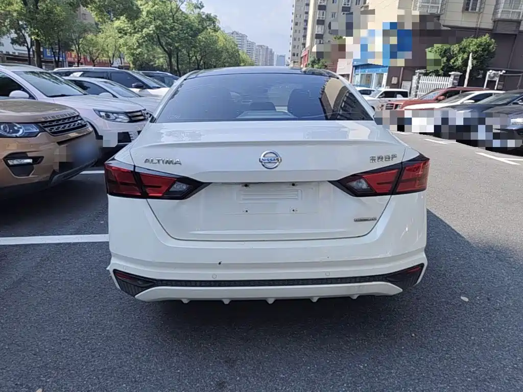 Nissan Teana 2021