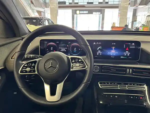 Mercedes-Benz EQC 2021