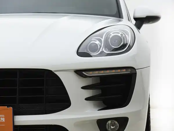 Porsche Macan 2016