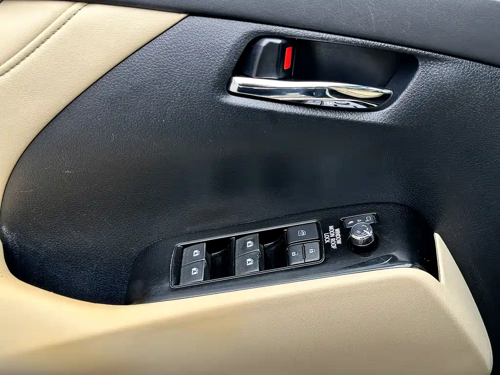 Toyota Alphard 2015 — фото 22