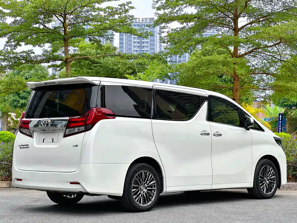 Toyota Alphard 2015 — фото 7