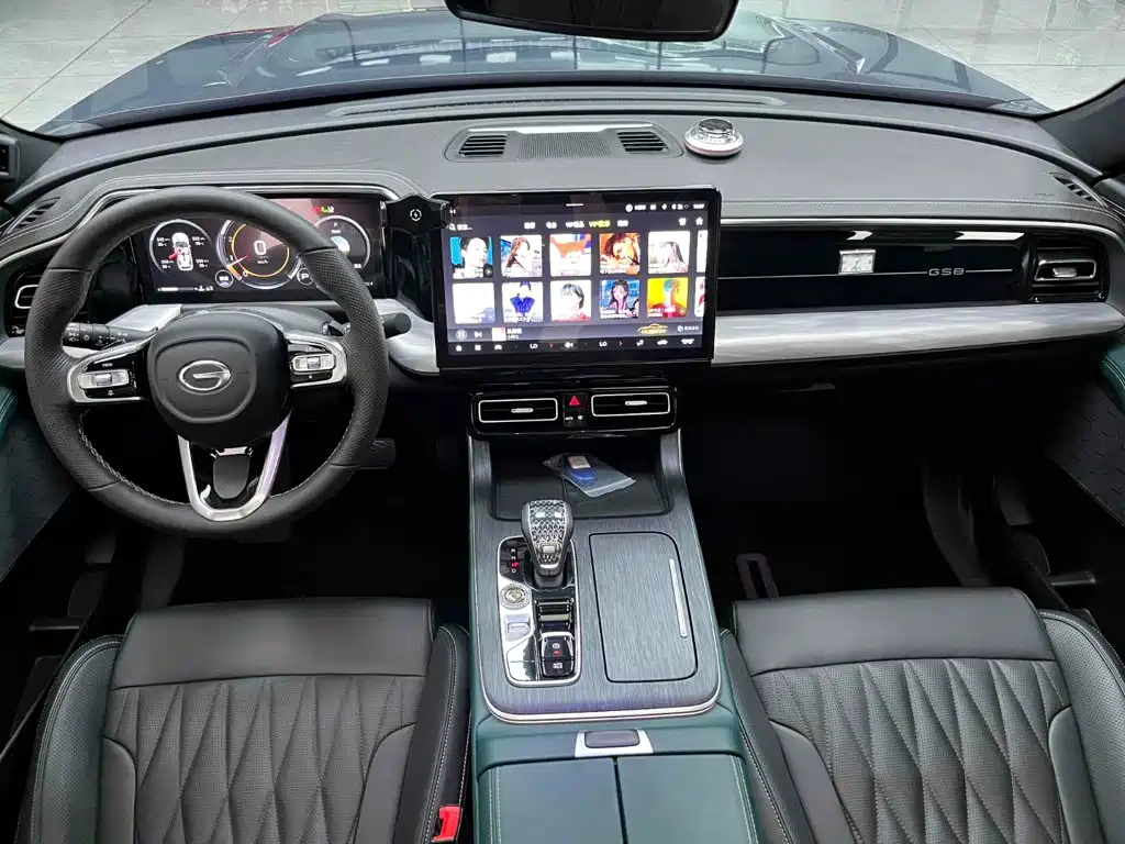GAC Trumpchi GS8 2022 — фото 2