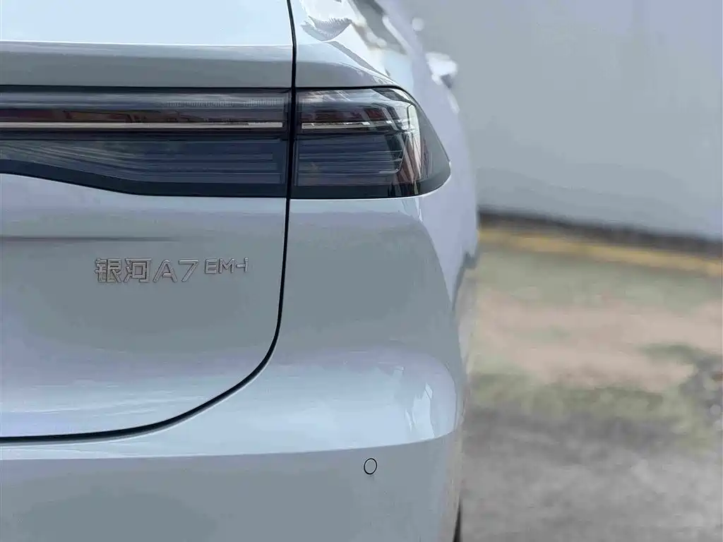 Geely Galaxy A7 EM 2025 — фото 10