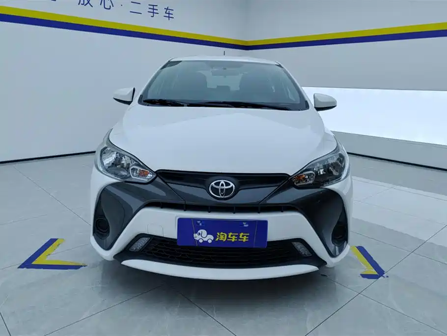 Toyota Yaris L 2020