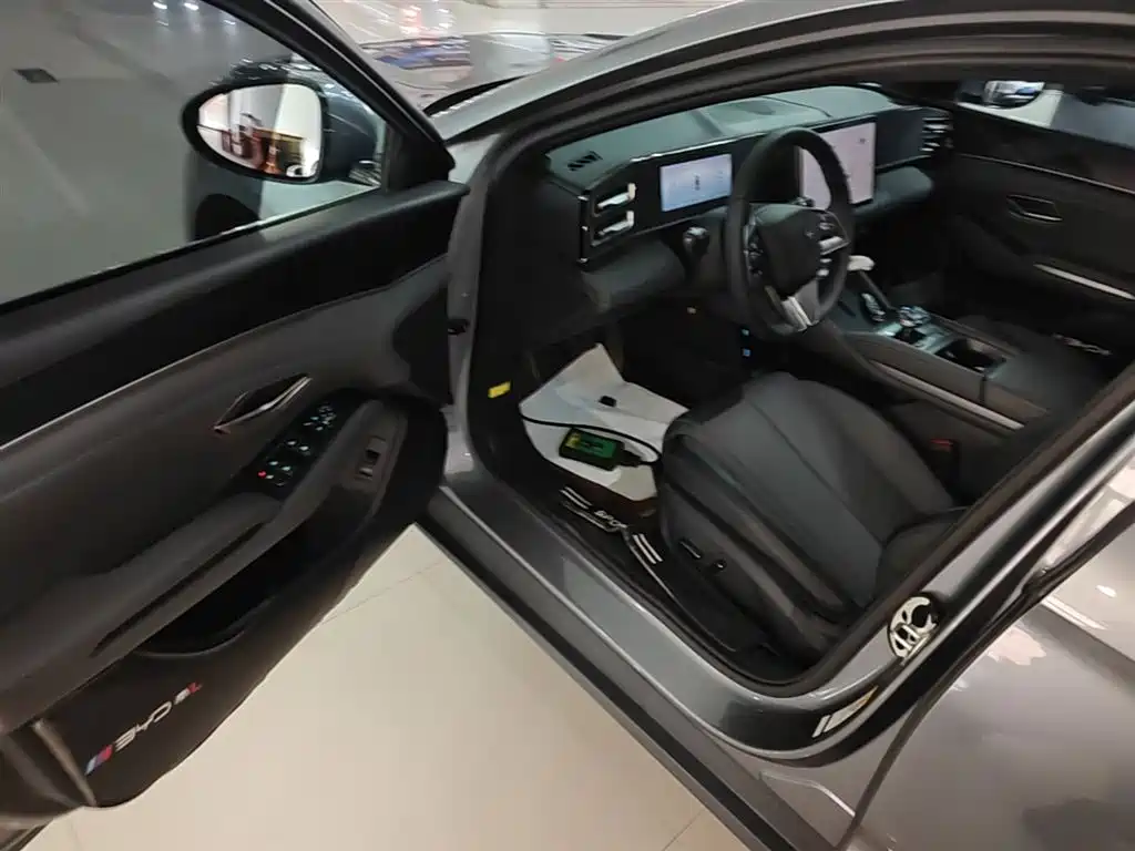 BYD Qin L 2025 — фото 16