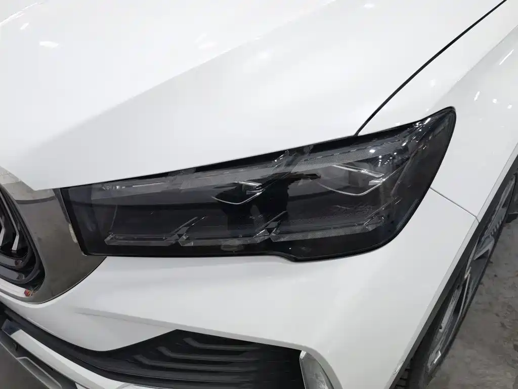 Geely Xingyue L 2021