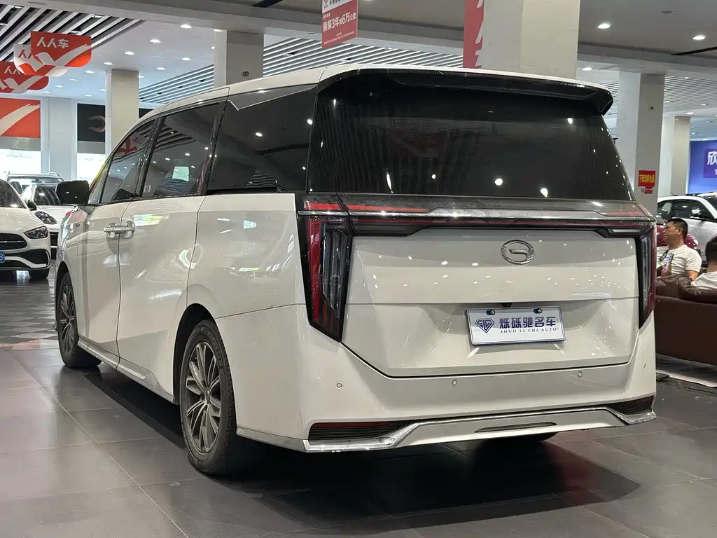 GAC Motor Trumpchi M8 2024 — фото 6