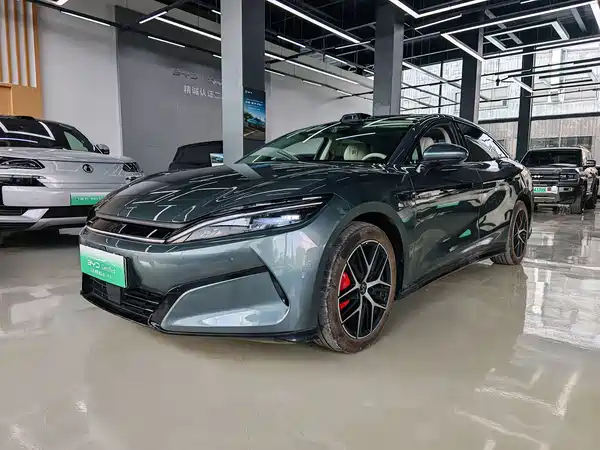 BYD Han L 2025