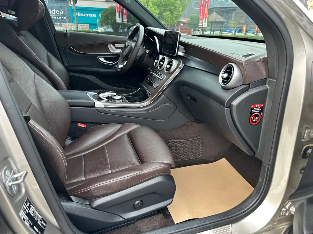 Mercedes-Benz GLC 2019 — фото 11