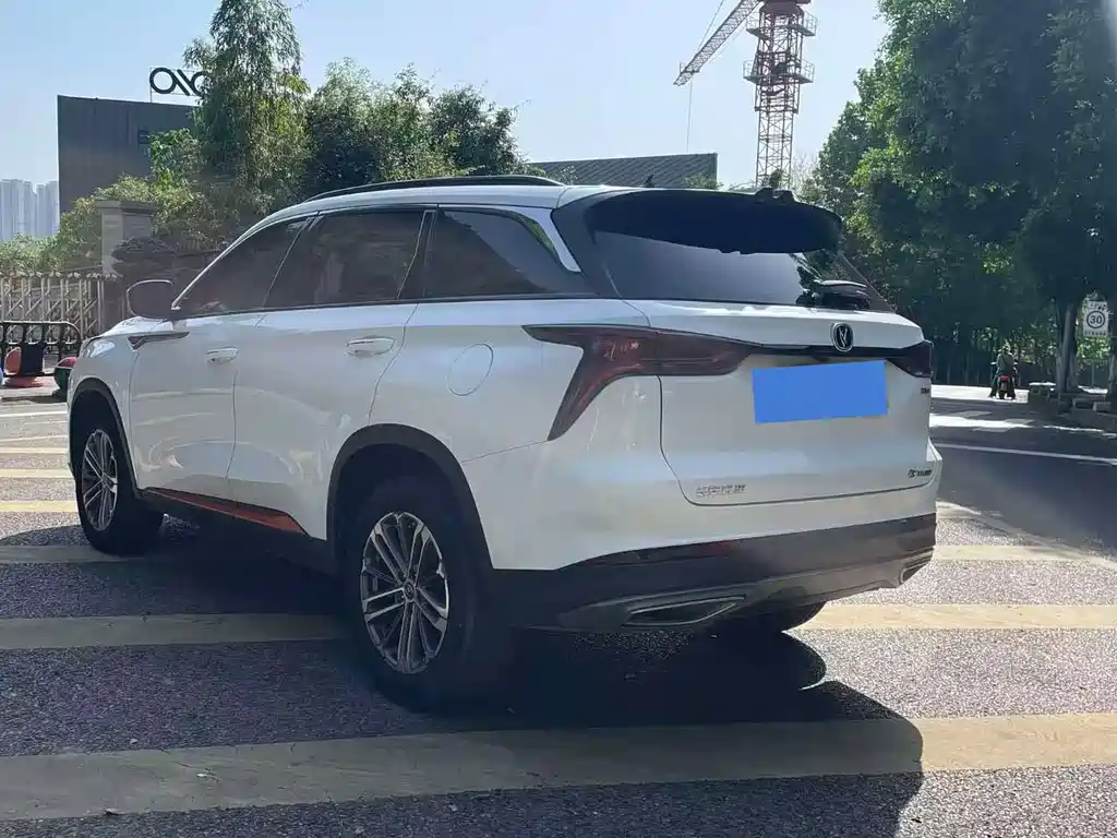 Changan CS75 PLUS 2021 — фото 14