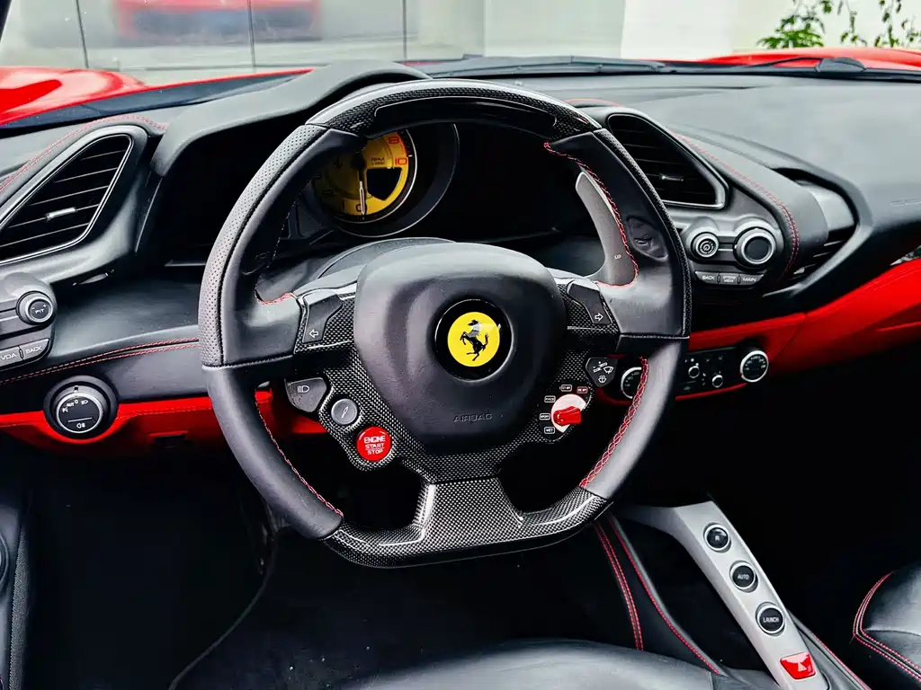 Ferrari 488 2017 — фото 15