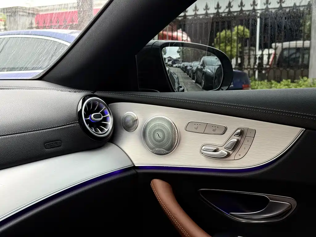 Mercedes-Benz E-Class AMG 2021 — фото 11