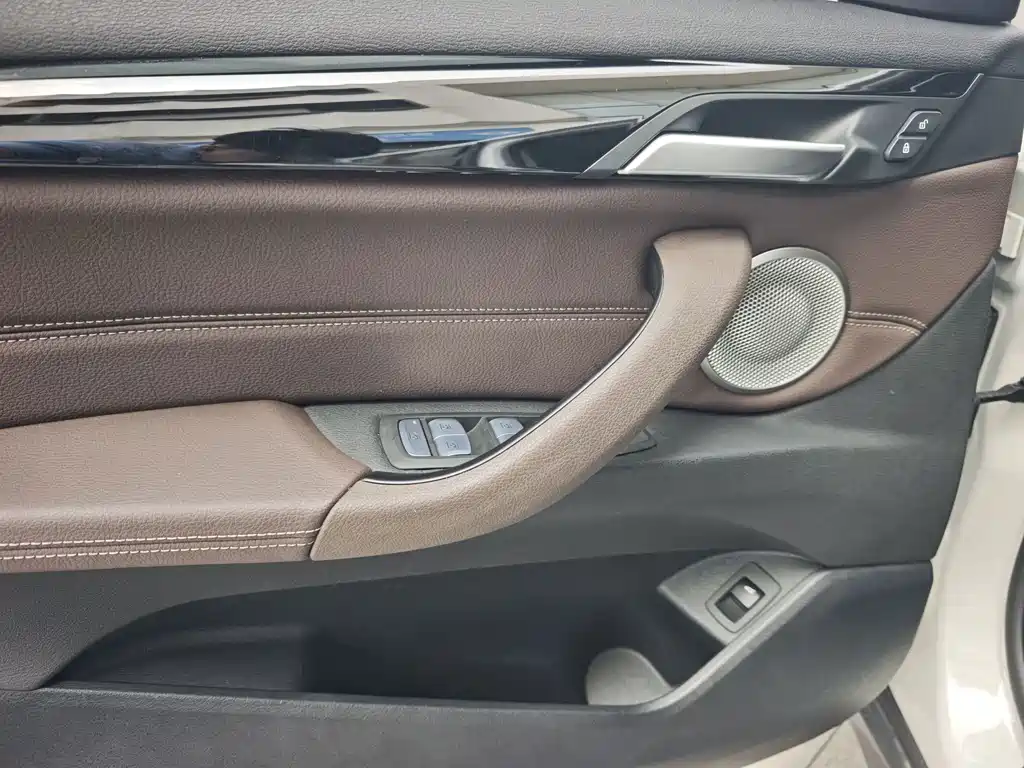 BMW X1 2022 — фото 13