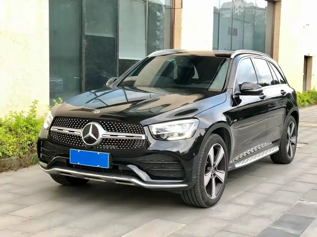 Mercedes-Benz GLC 2023 — фото 1