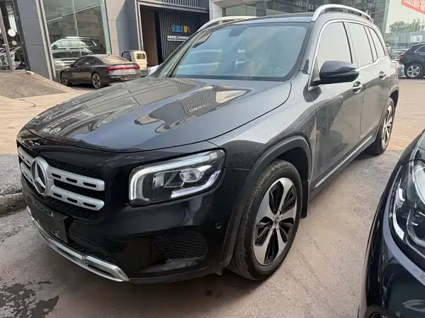 Mercedes-Benz GLB 2023
