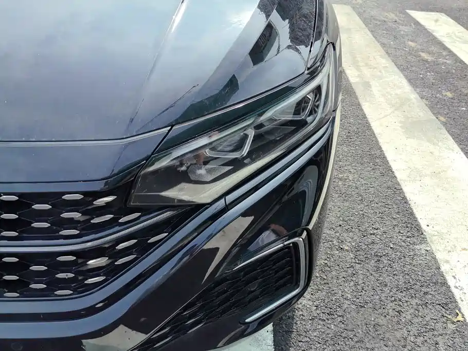 Volkswagen Passat 2021