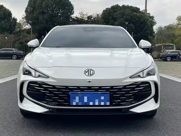 MG MG7 2023