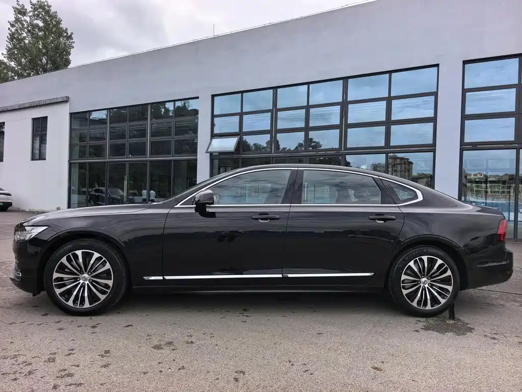 Volvo S90 2025 — фото 4