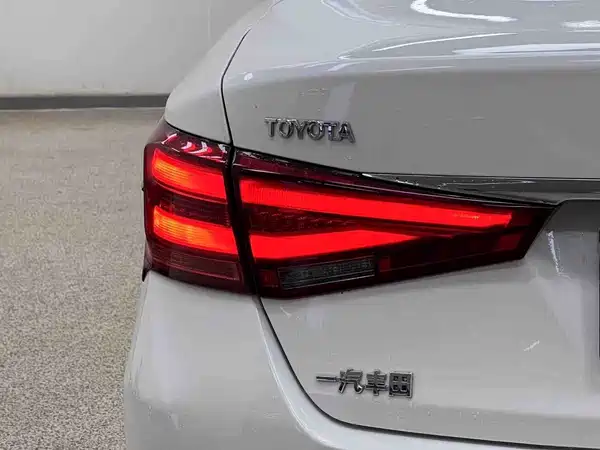 Toyota Crown 2019