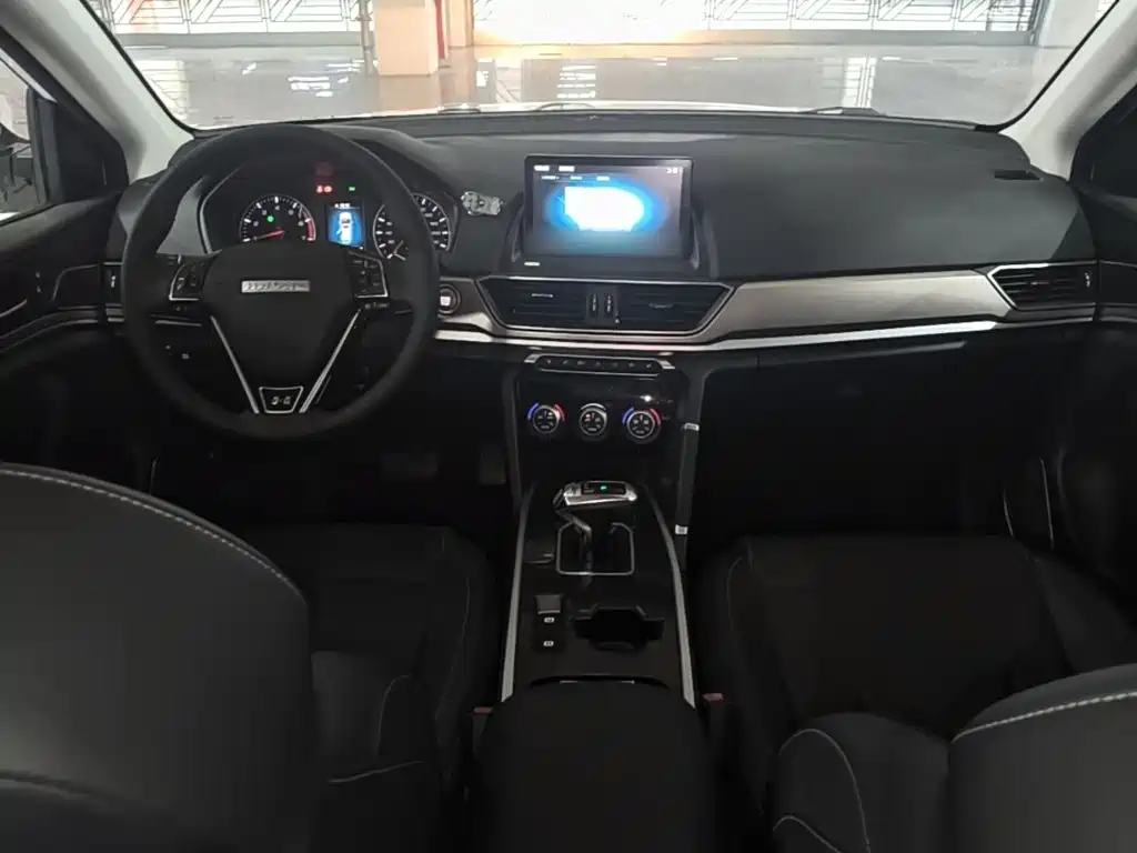 Haval H6 2021 — фото 10