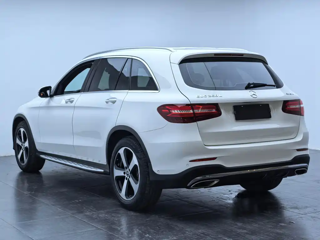 Mercedes-Benz GLC 2019 — фото 19