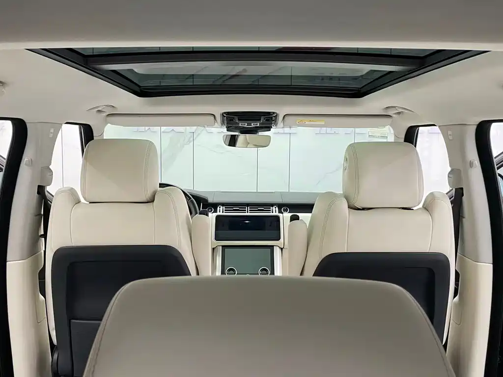 Land Rover Range Rover 2018 — фото 12